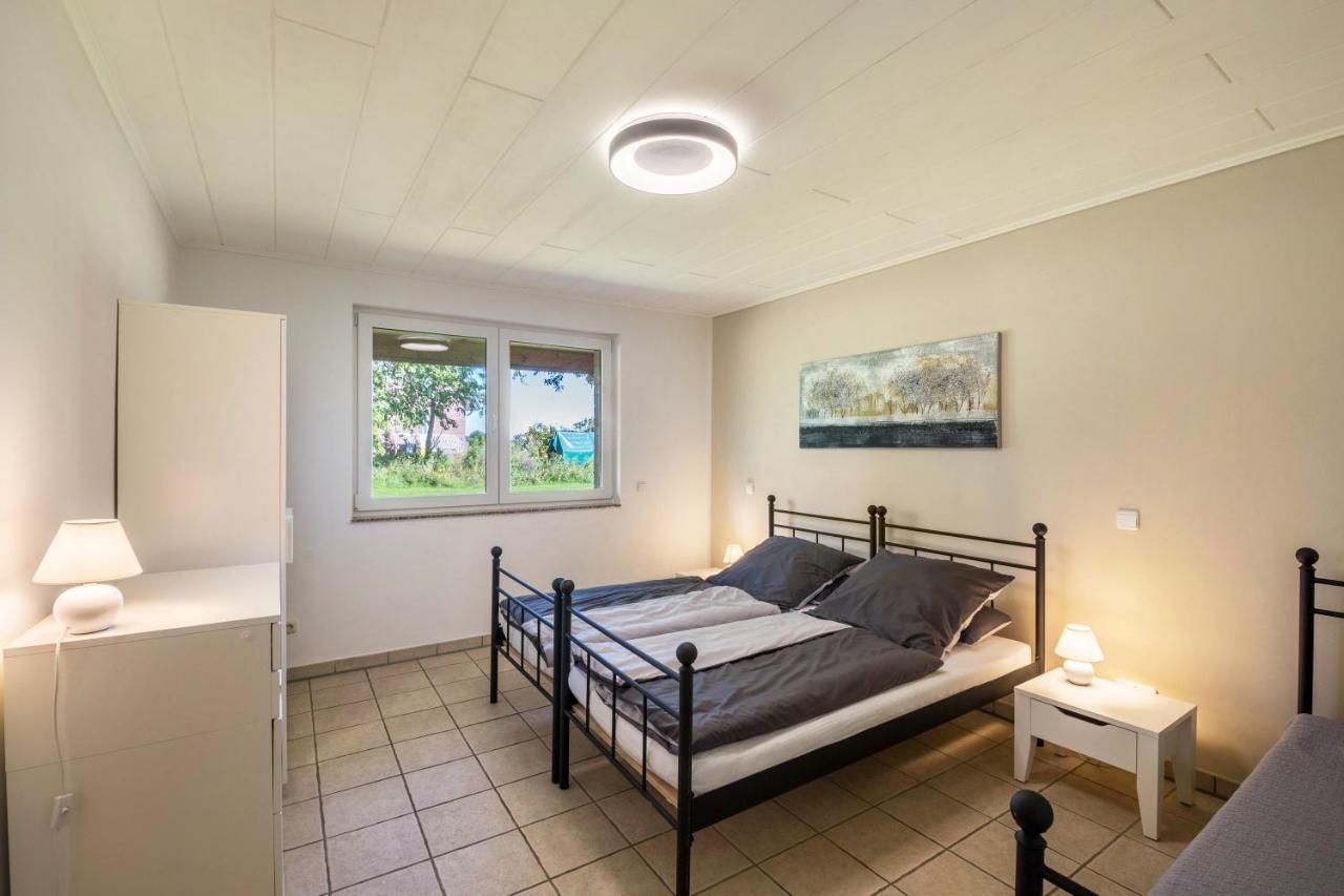 Apartment Mit Wintergarten Nah Moviepark Bottrop